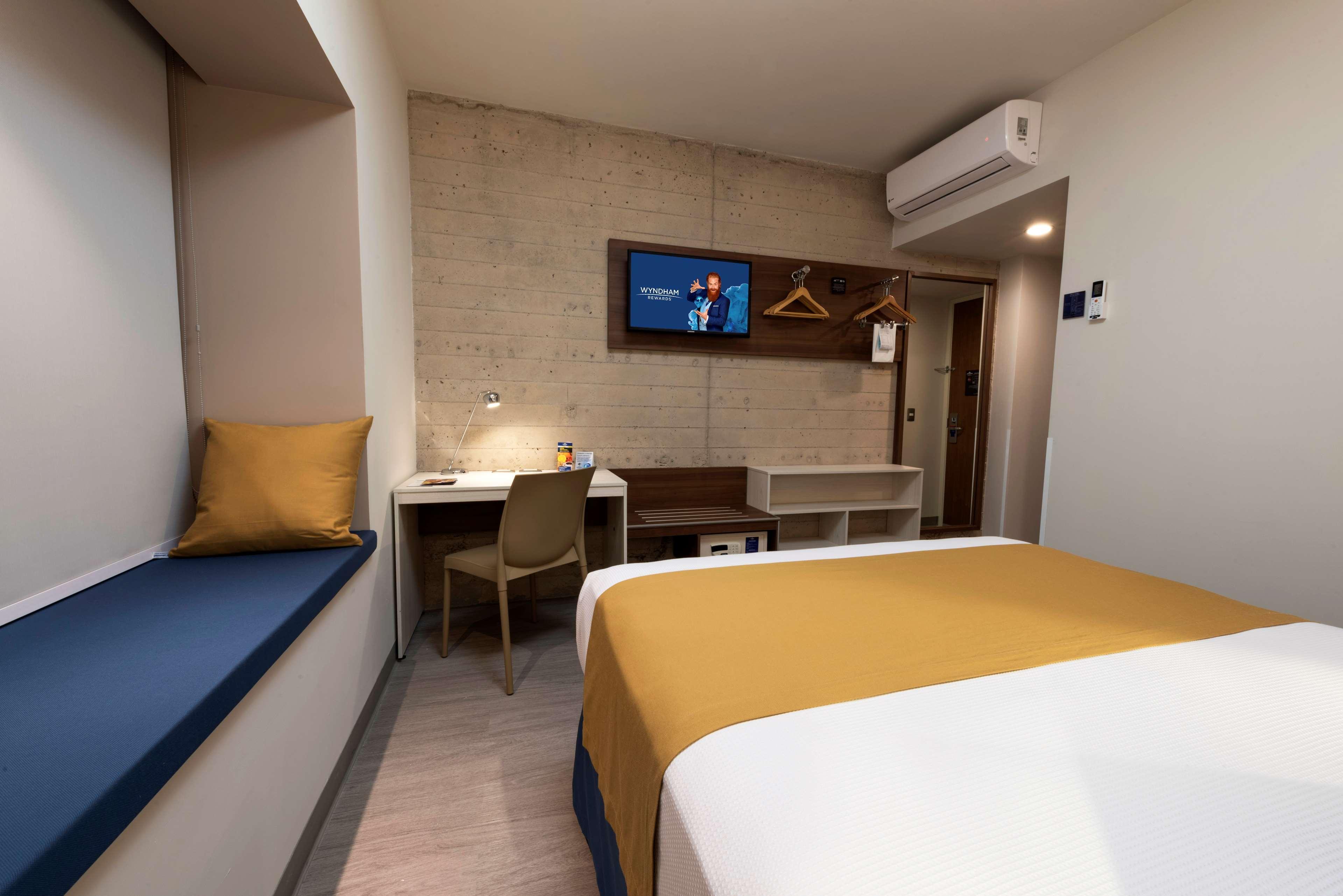 Microtel Inn & Suites By Wyndham San Luis Potosí Exteriör bild