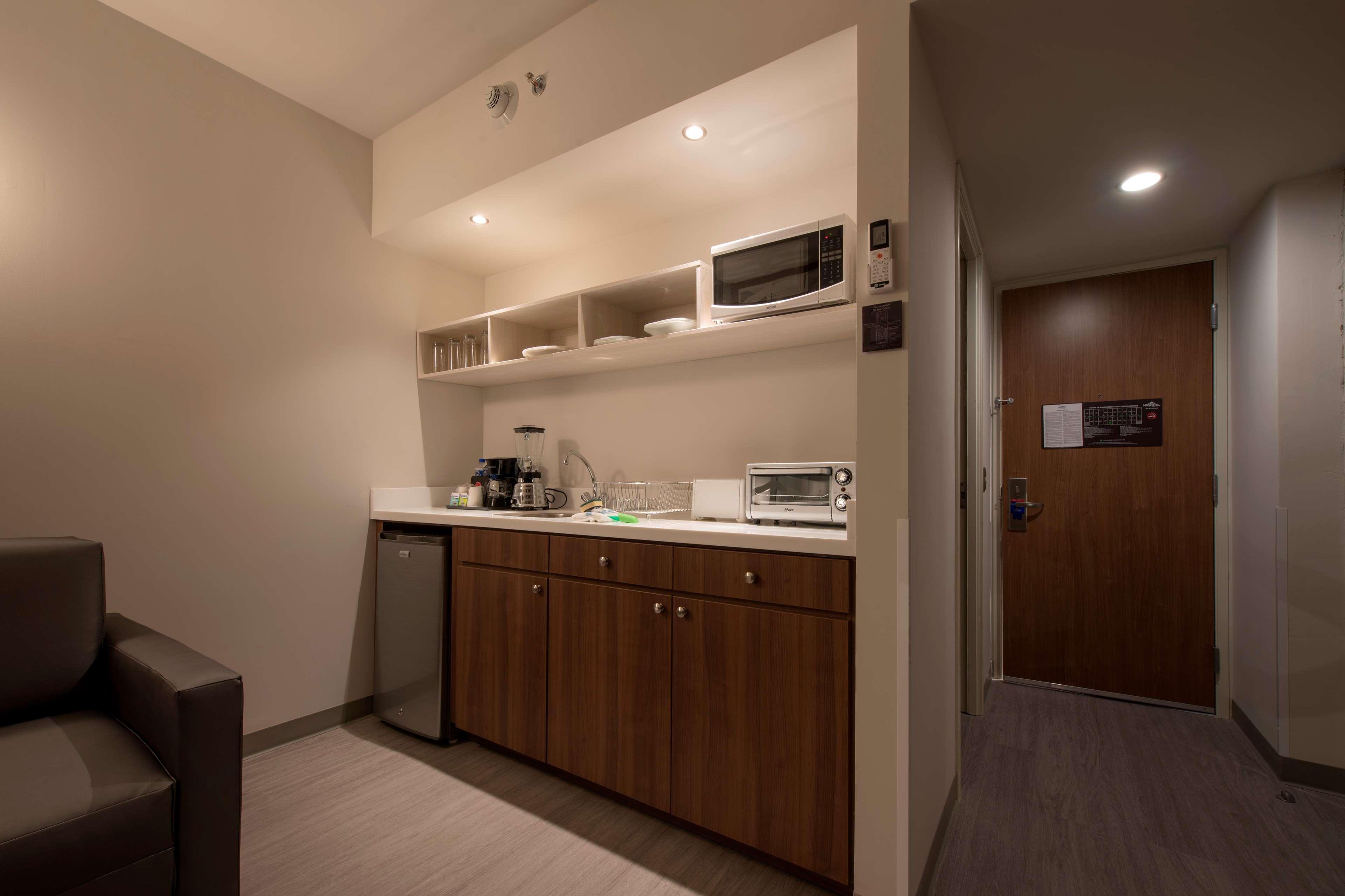 Microtel Inn & Suites By Wyndham San Luis Potosí Exteriör bild